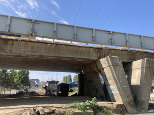 Na Tomkově náměstí v Brně pustí silničáři řidiče na nový most a zruší úsekové měření