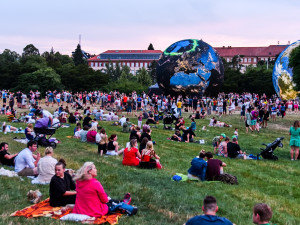 Přijďte se podívat na pět obřích modelů brněnské hvězdárny