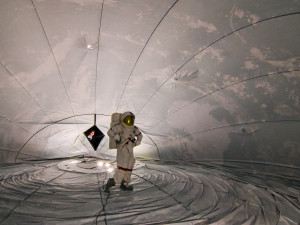 Přijďte se podívat na pět obřích modelů brněnské hvězdárny