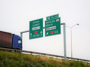 V Brně číhá nová dopravní past. Dělníci kopou na dálnici D1, aby měla šest pruhů