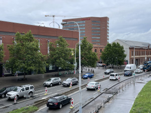 Brno sužuje dopravní chaos. Dělníci rozkopali Zvonařku