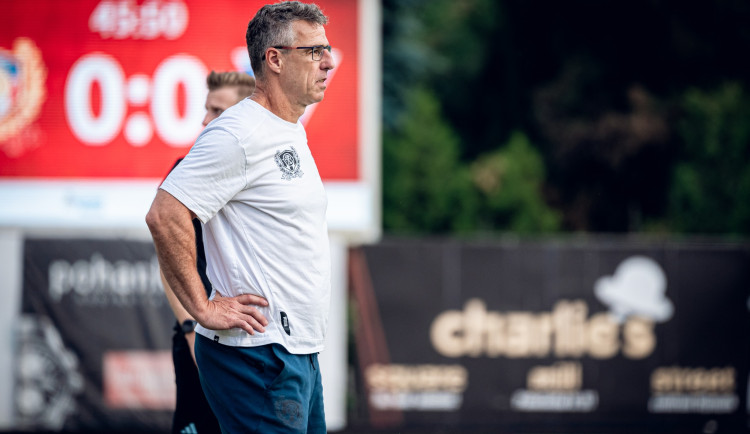 Trenér Luděk Klusáček má po další prohře Brna plnou hlavu starostí