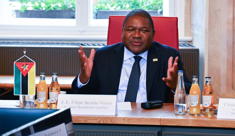 Prezident Mosambiku se po letech vrátil do Brna. Vzpomínal na studium i diskotéky