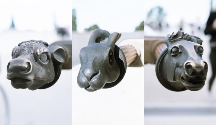 Štvanickou lávku zakončují hlavy krávy, zajíce a koně. Přečtěte si, co symbolizují