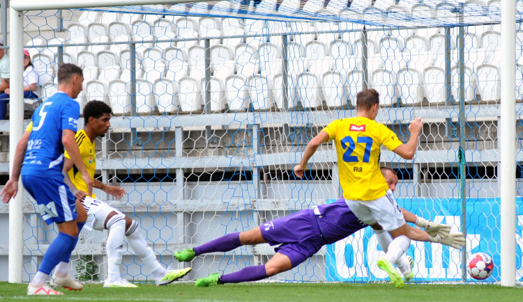 Vysočina ovládla šlágr kola, souboj s Táborskem o čelo tabulky rozhodl hattrickem Fila