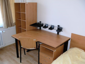 Studenti v Brně mají problém. Koleje jsou narvané a o další stovky míst přijdou kvůli opravě