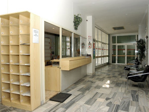 Studenti v Brně mají problém. Koleje jsou narvané a o další stovky míst přijdou kvůli opravě