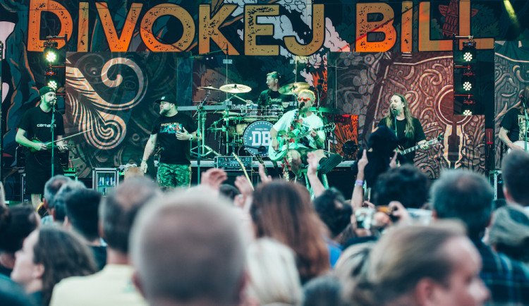 Divokej Bill míří na velkolepé turné. Vyhrajte vstupenky