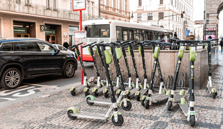 ANKETA: Jak byste hlasovali v referendu o zákazu sdílených elektrokoloběžek v Praze?