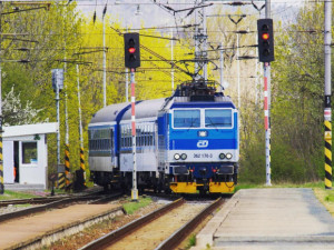 Z Brna do Střelic dokončí železničáři moderní trať. Cestující čeká dlouhá výluka