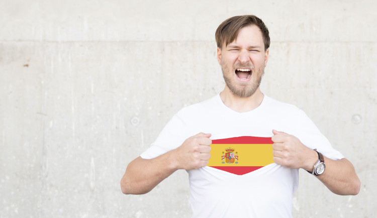 Španělé si nenadávají do pohlavních orgánů, říká neotřelý lektor, jenž prorazil i díky covidu