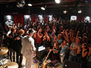 V brněnském Metru lidé tančí už patnáct let. Historie klubu ale sahá až do meziválečných let. Foto: Tino Kratochvíl