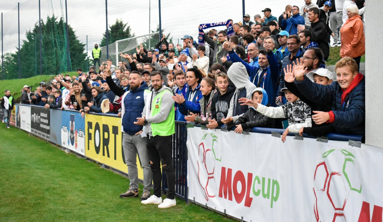 Lístky stojí, jako by přijel Bayern Mnichov, reagují fandové Líšně na ceny lístku proti Spartě