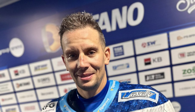 Jan Hruška už se znovu směje v brněnském dresu