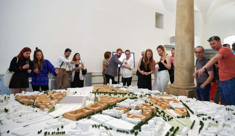 Brno zná podobu nového hlavního nádraží. K vidění je nový obří model