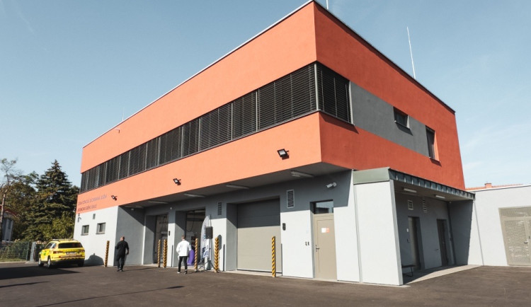 Záchranáři na jižní Moravě se radují z nových základen. K pacientům nyní dorazí rychleji