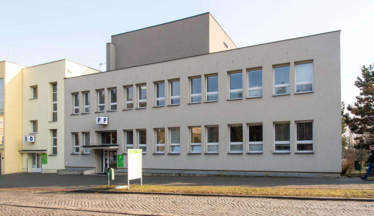 FN Olomouc nabízí anonymní vyšetření na onemocnění AIDS. Testování je zdarma