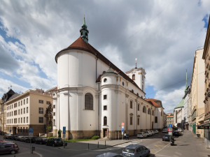 Podlahu kostela Nanebevzetí Panny Marie v Brně ničí dřevomorka. Bez zásahu by sežrala i zeď