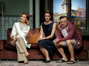 Česká premiéra Noční krajiny. Jak se vyrovnat se záhadným dědictvím?