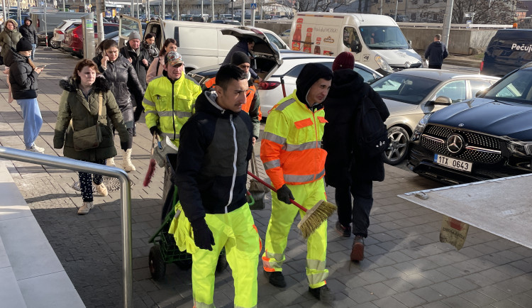 V Brně se bojí drahého zimního úklidu. Odpadky si budou vyvážet sami