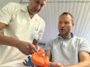 Lékaři v Brně používají 3D modely kostí a orgánů, aby lépe operovali