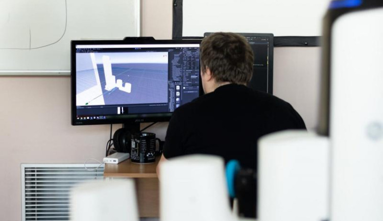 Na jižní Moravě boduje informatika. Studenty lákají vysoké platy