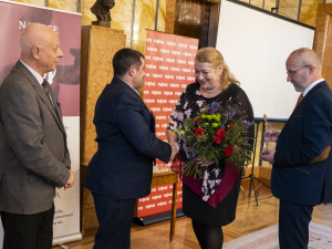 Cenu Michala Velíška získal automechanik z Brna. Z hořící budovy zachránil dva lidi