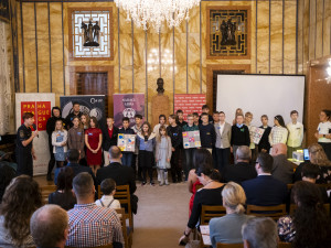 Cenu Michala Velíška získal automechanik z Brna. Z hořící budovy zachránil dva lidi