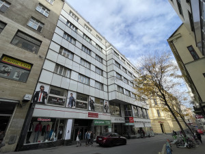 Funkcionalistická pasáž Alfa se mění na ráj gastra. Duch první republiky zůstává