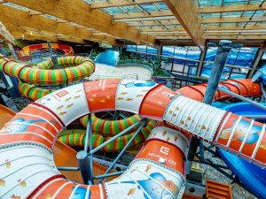 Nejlepší vánoční dárky jsou zážitkové poukazy do Aquapalace Praha