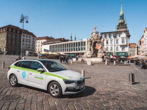 V Brně čeká stovka sdílených vozů Car4way. Špičková auta zavezou lidi i na druhý konec republiky