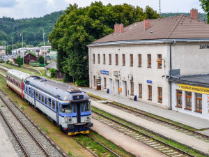 Železničáři rozšiřují trať do Zastávky u Brna. Chystají dlouhou výluku