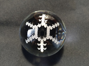 Brněnský orloj opět rozdá vánoční koule. Některé budou svítit