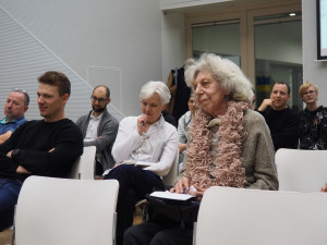 Nezakazujme ve školách umělou inteligenci, shodli se experti v Brně