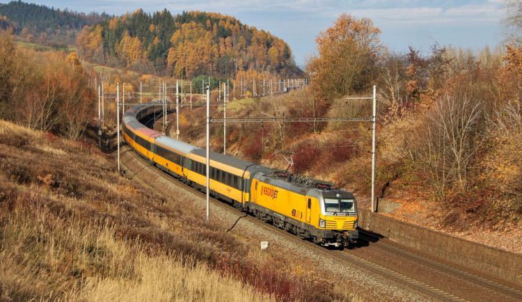 Cestující ve vlacích ušetří čas. Dopravce zkracuje cestu z Brna do Prahy o třináct minut