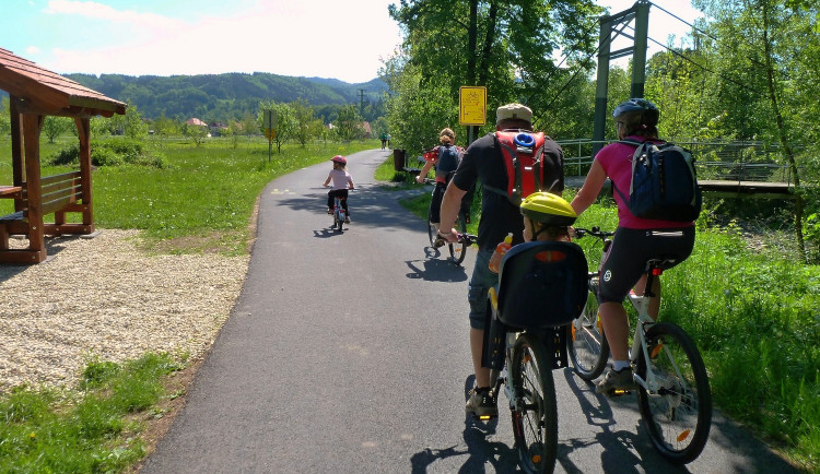 Nová část cyklostezky v příštím roce spojí Salavice s Kostelcem. Bude pokračovat i na Jihlavu?