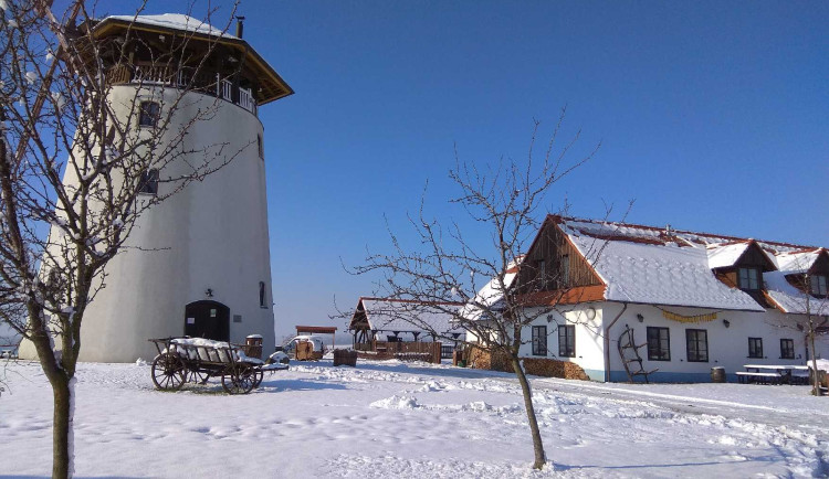 Kam o víkendu na jižní Moravě? Na festival řízků, košt zelí či k ledopádu