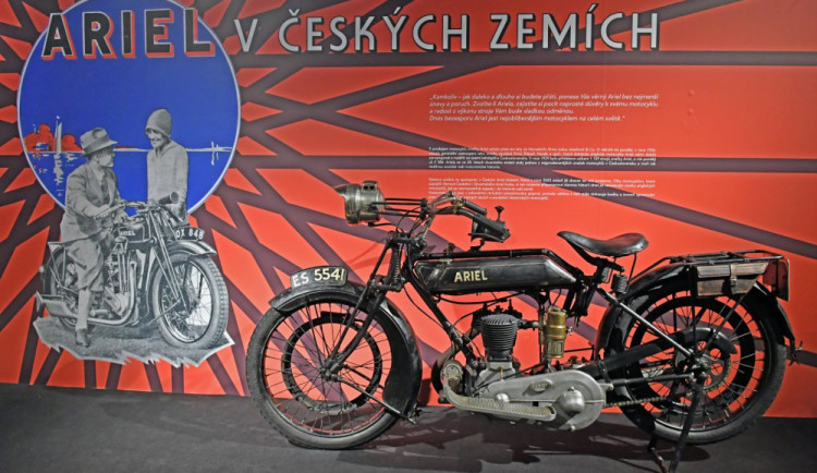 V Brně se koná výstava unikátních motorek. Nejstarší je z roku 1916