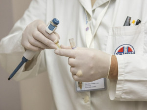 Jihomoravské nemocnice se bojí respiračních onemocnění. Omezují návštěvy