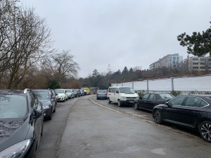 Řidičům na Žlutém kopci se uleví. Vyroste tam parkovací dům se dvěma stovkami míst