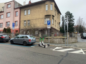 Řidičům na Žlutém kopci se uleví. Vyroste tam parkovací dům se dvěma stovkami míst