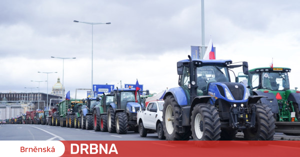 Zemědělci z jihu Moravy chystají ve čtvrtek protesty na hranicích. Projedou i Brnem