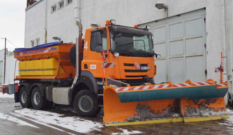 Jihomoravští silničáři prozatím skončili se zimní údržbou. Vrhnou se na opravu výtluků