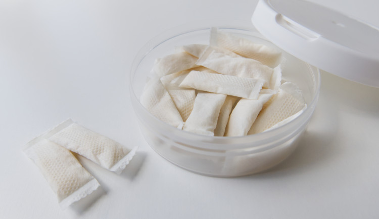 Mladík z Brna se zhroutil, když mu došly nikotinové sáčky. Hysterickým křikem vyděsil sousedy