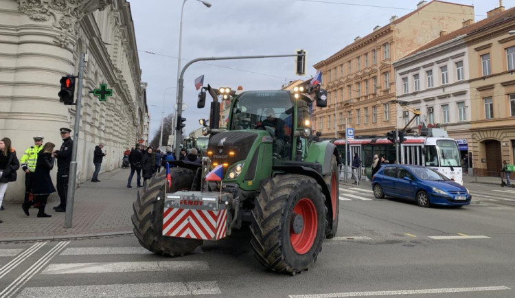 POLITICKÁ KORIDA: Jak se brněnští zastupitelé staví k protestům zemědělců?