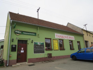 Inspektoři objevili v restauraci na Vyškovsku myší trus. Hlodavci prokousali obaly potravin