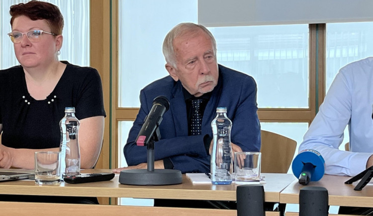 Příspěvek na péči je potřeba adekvátně zvýšit ve všech stupních, říká ombudsman