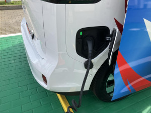 Brněnské seniorbusy mají novou posilu. Dovezou důchodce k lékaři, na nákup i do divadla