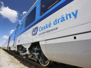 Na trati mezi Tišnovem a Novým Městem na Moravě znovu jezdí vlaky. Zjistilo se, co jim ničilo kola