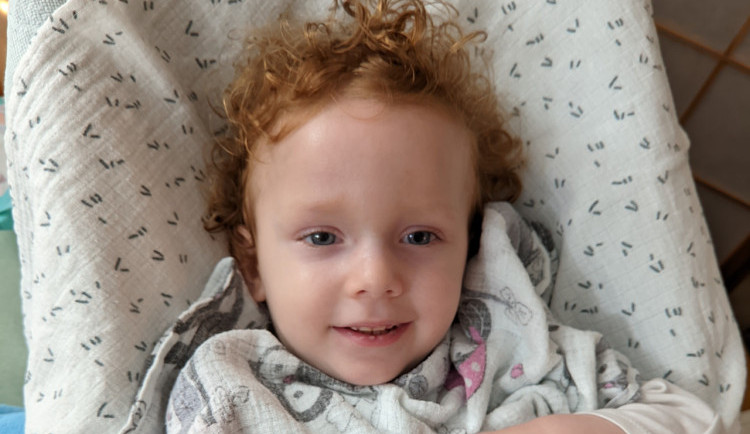 Už netrpí, je z něj nový chlapeček, raduje se rodina vážně nemocného Martínka